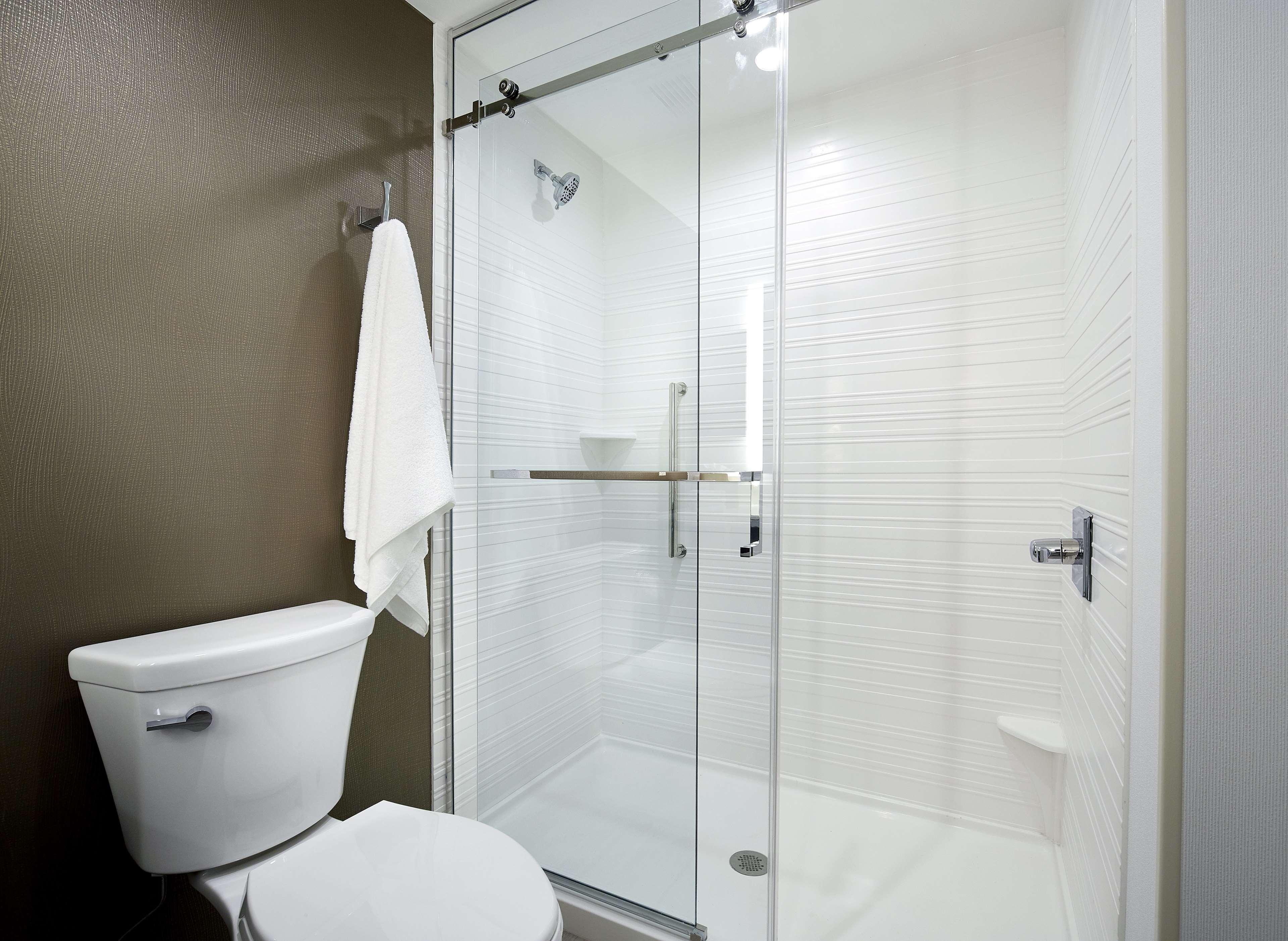 Hilton Garden Inn Roslyn Esterno foto