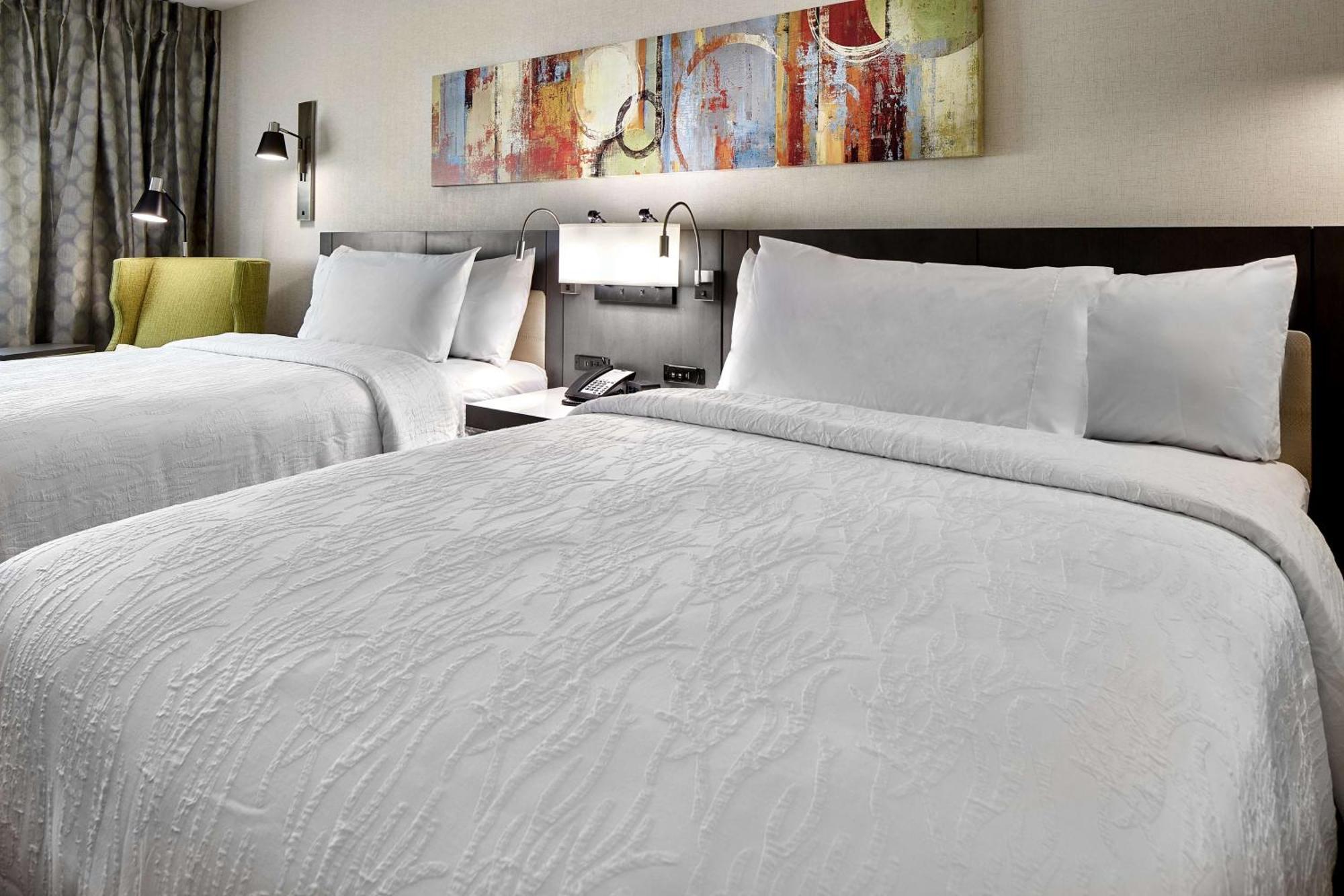 Hilton Garden Inn Roslyn Esterno foto