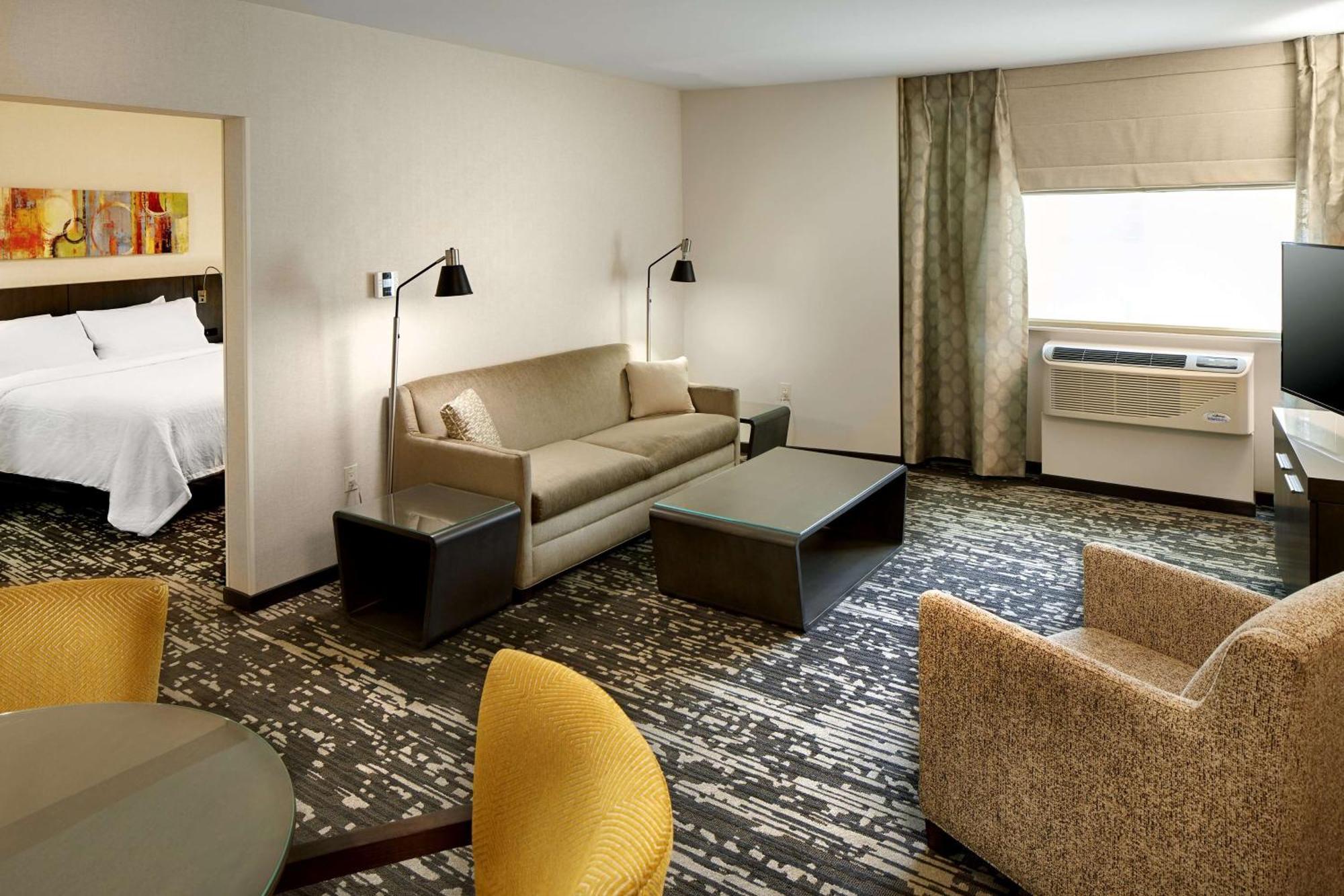 Hilton Garden Inn Roslyn Esterno foto