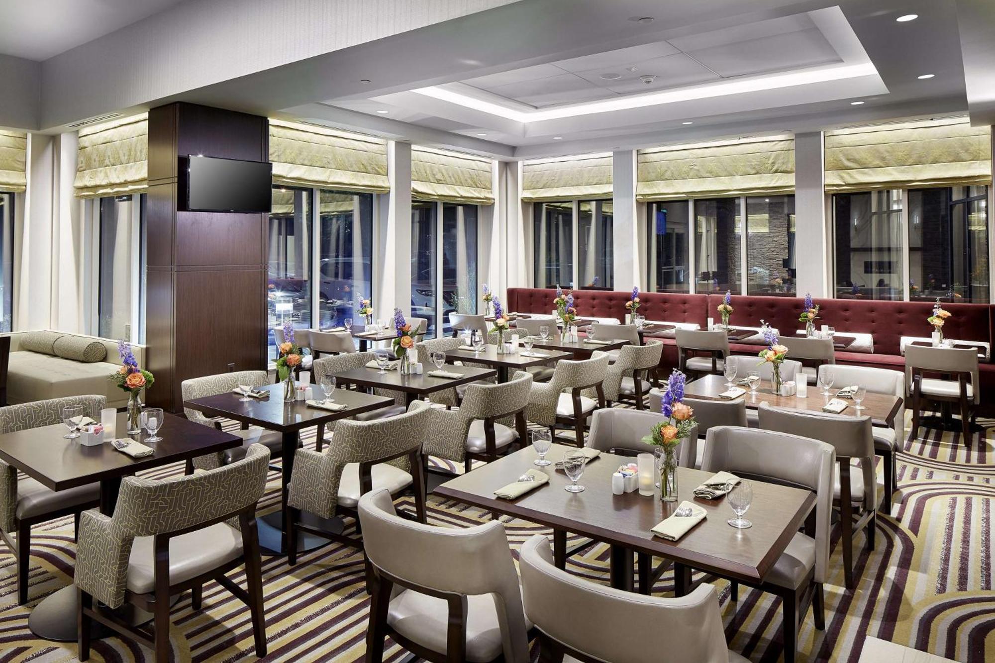 Hilton Garden Inn Roslyn Esterno foto